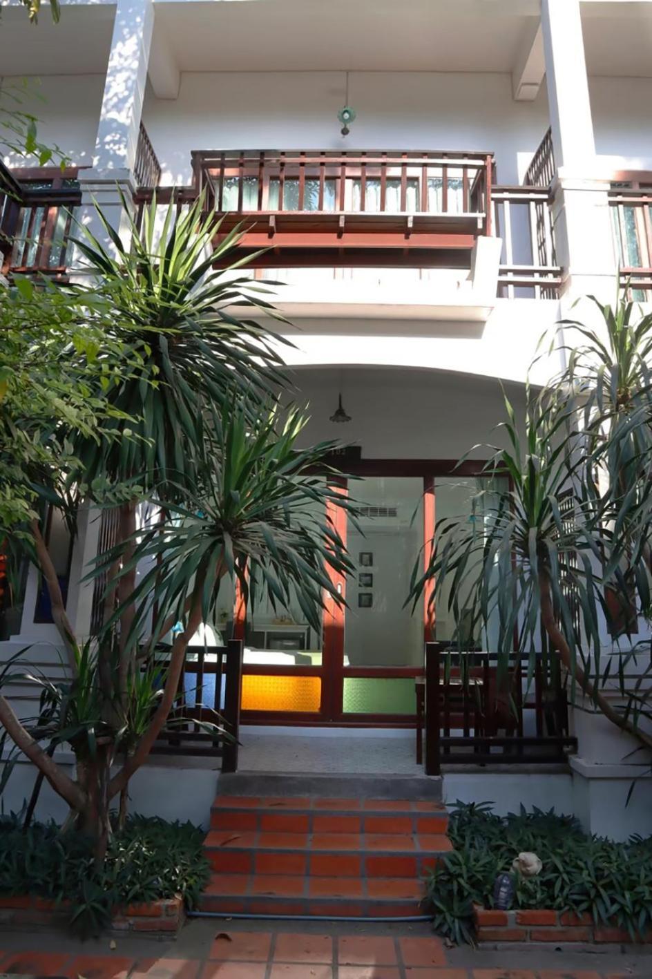 Vijit Nakorn Hotel Sisaket Δωμάτιο φωτογραφία